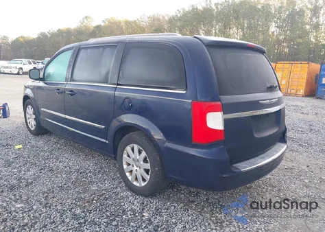 2016 Chrysler Town & Country Touring z USA, uszkodzony, nr VIN 2C4RC1BG3GR132605